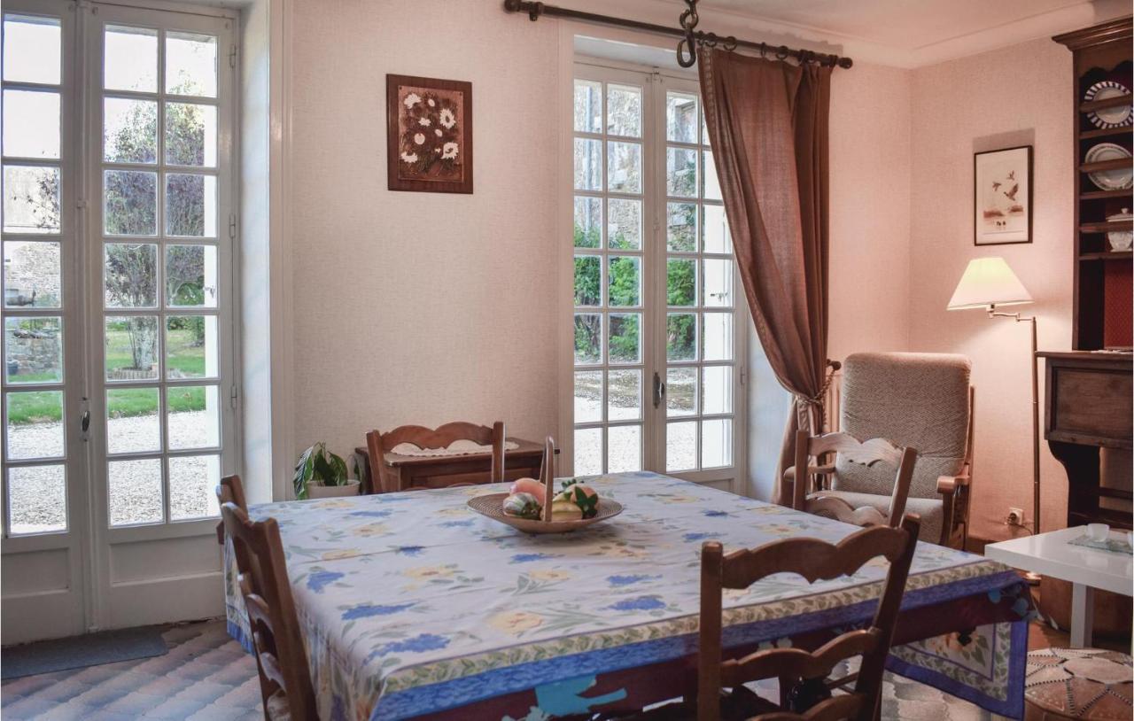Cozy Home In Plancoet With Wifi Екстериор снимка